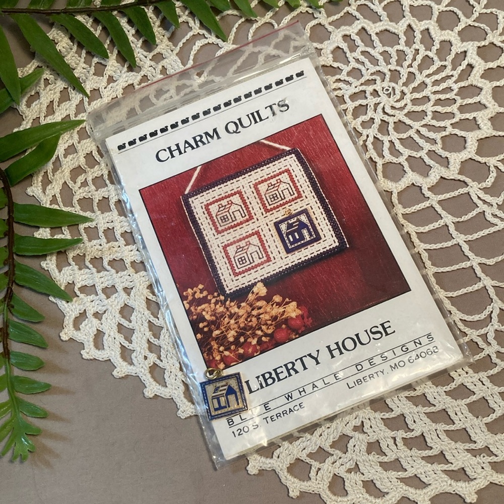 Vintage Liberty House Patriotic Americana Charm Quilt Kit